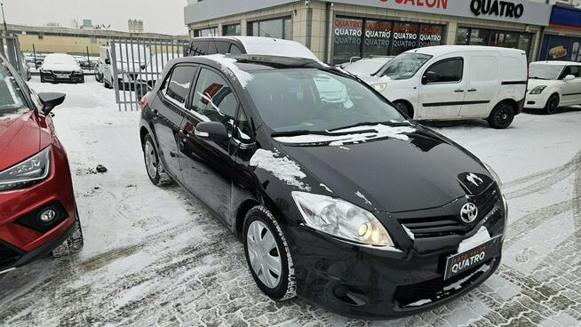 Toyota Auris Warszawa - zdjęcie 2