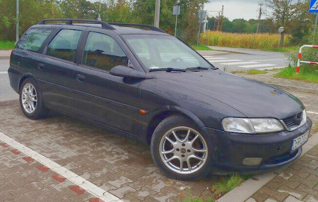 Opel Vectra B kombi Środa Śląska - zdjęcie 1