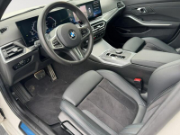 GD7P884#318i M Sport Podgrz.f K.cof LED Pół skóra Salon PL VAT23% Gdynia - zdjęcie 7