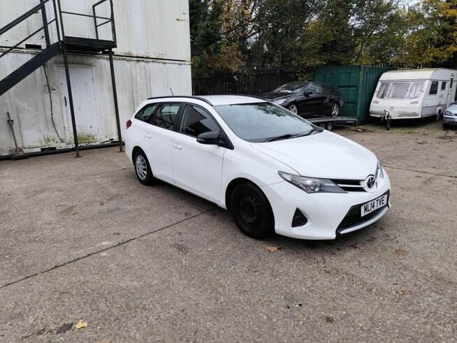 Sprzedam samochód Toyota Auris Szczecin - zdjęcie 2