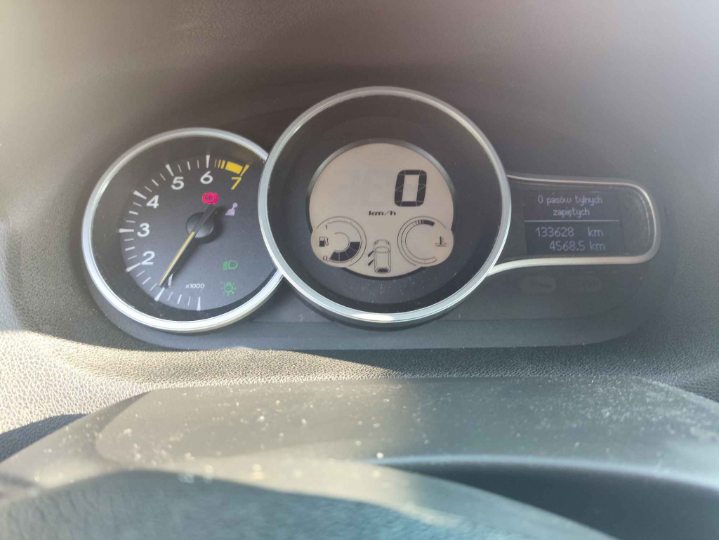 Renault Megane III 1,6 16V Benzyna Kielce - zdjęcie 6