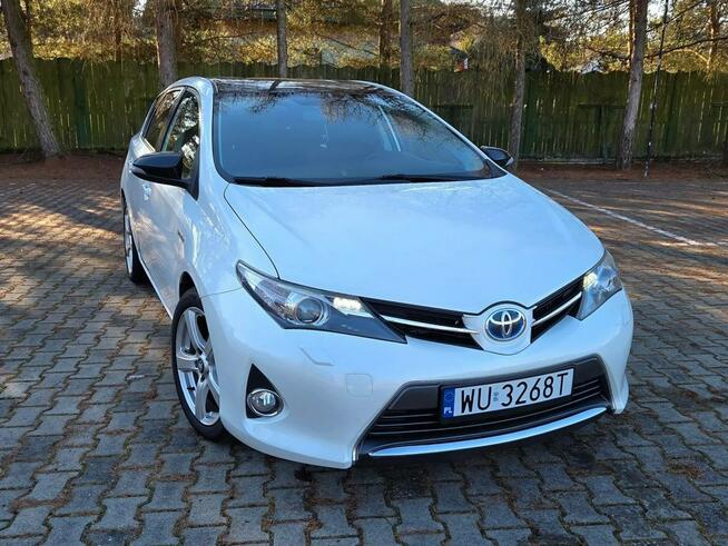 Toyota Auris 1.8 Benzyna Hybryda 136km Automat Biała Perła Zwoleń - zdjęcie 5