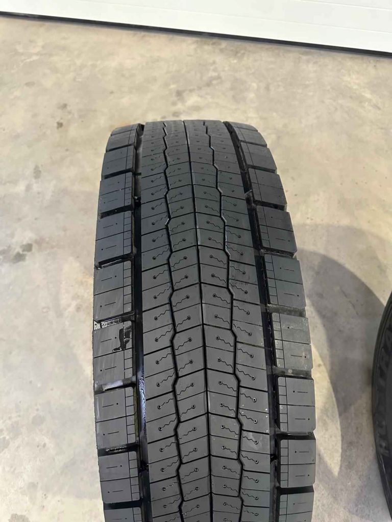 Opona HUBTRAC HIGHWAY D23 315/70 R22.5 Bytom - zdjęcie 1