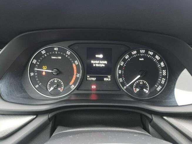 Škoda Octavia 1.5 TSI ACT Ambition serwisowany Tychy - zdjęcie 7