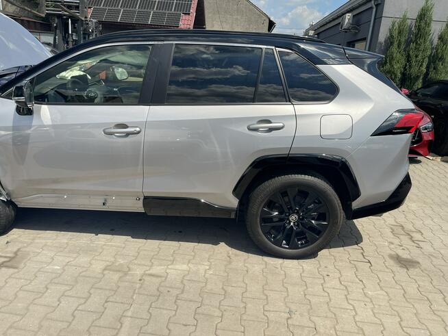 Toyota RAV-4 Hybryda Automat Podgrzewanie Aktywny tempomat Klimatronik Gliwice - zdjęcie 10