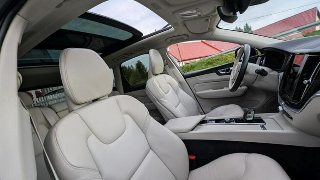 Volvo XC 60 Plug-in 4x4 kamera cofania Kamienna Góra - zdjęcie 9