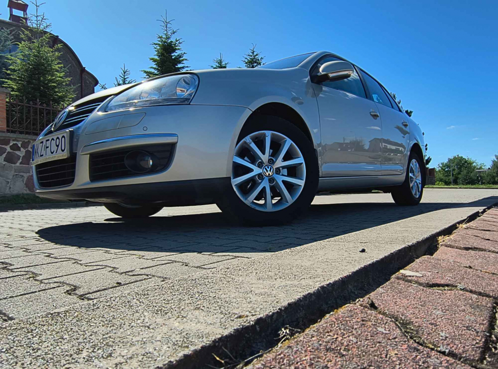 VW JETTA 2010 Oryginalny Lakier Salon Polska Radom - zdjęcie 3