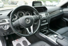 Mercedes E 220 polski salon Opole - zdjęcie 12