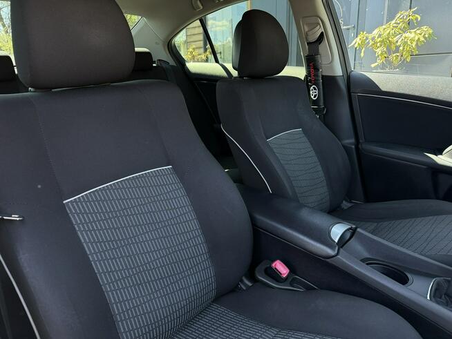 Toyota Avensis Salon Polska Bezwypadkowy Stan Bardzo Dobry benzyna gaz Będzin - zdjęcie 10