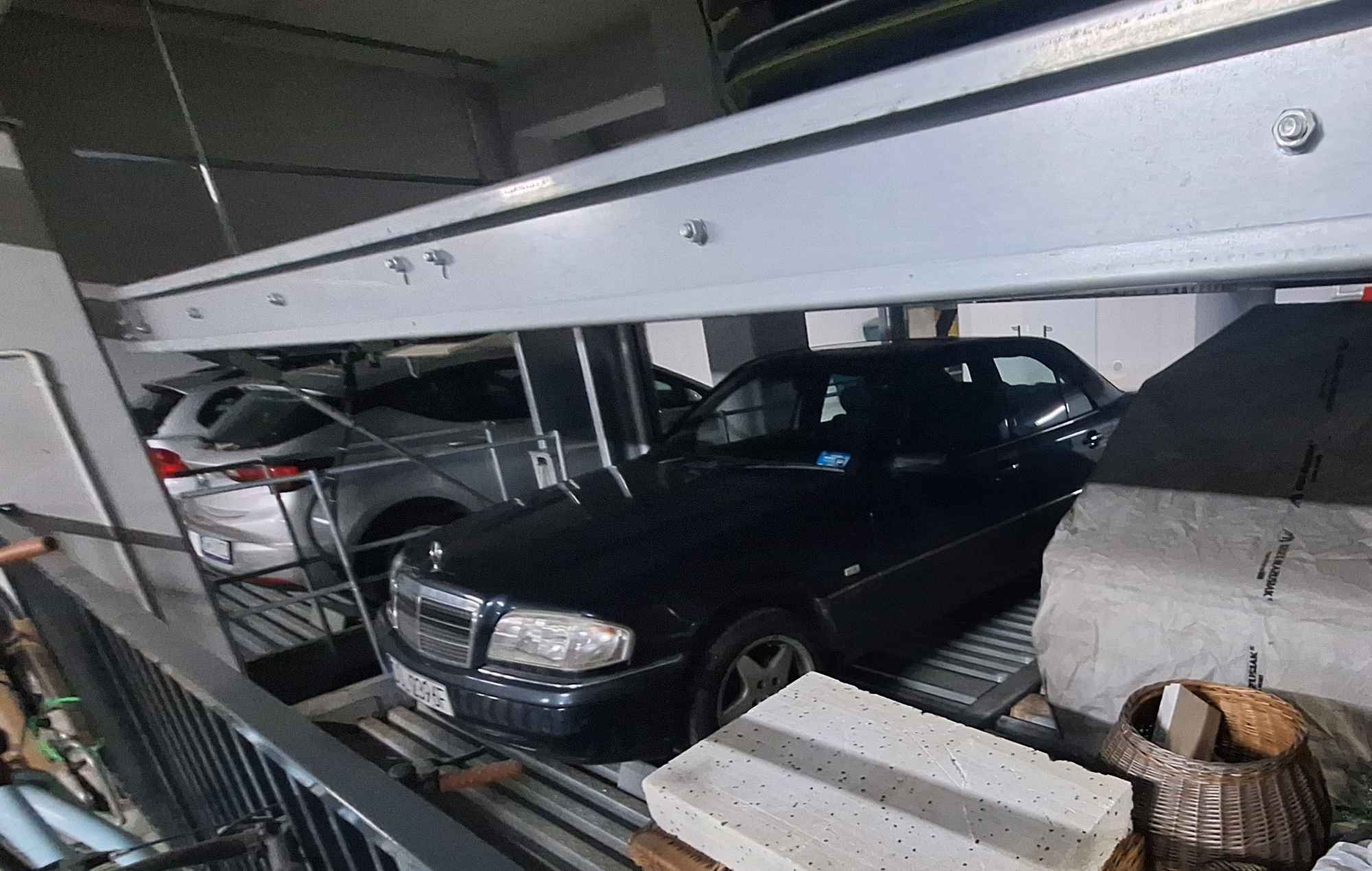 Miejsce Postojowe (17m2) okolice Dworca Głównego (Wrocław) Krzyki - zdjęcie 3