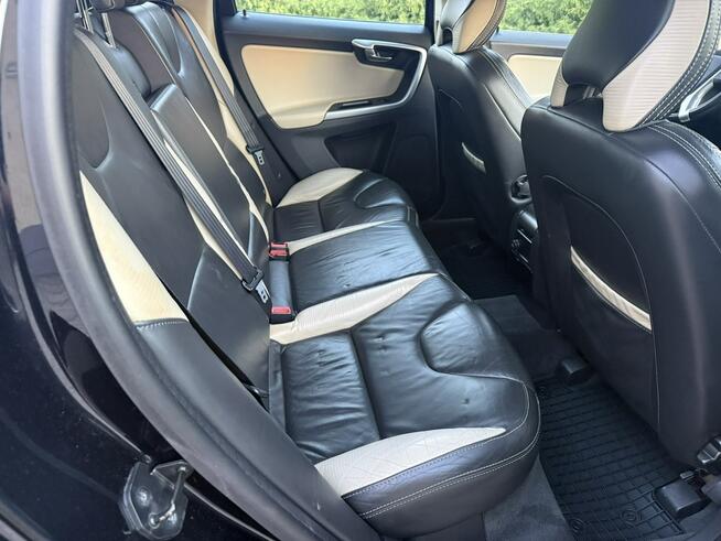 Volvo XC 60 Bardzo dobry stan, R-Design, Automat, 4x4, silnik D5. Chlewice - zdjęcie 8