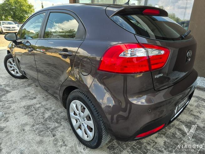 Kia Rio 1.2 Edition benzyna 85km KLIMATYZACJA bezwypadek SERWIS 2014 Tychy - zdjęcie 4