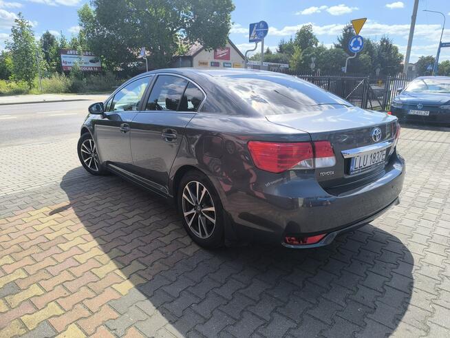 Toyota Avensis 2.0 Valvematic 152KM GAZ LPG Klimatronic Łuków - zdjęcie 8