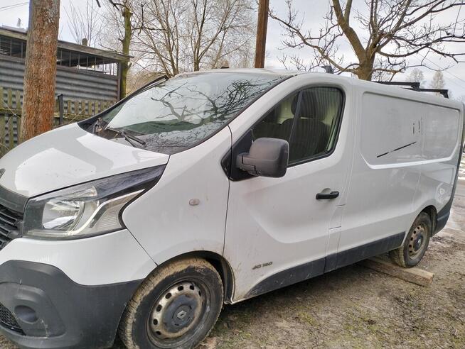 Renault Trafic rocznik 2014 powypadkowy Nowy Targ - zdjęcie 3