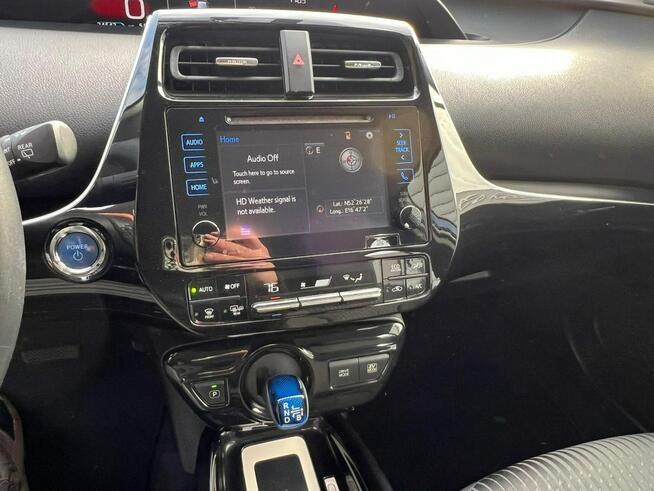 Toyota Prius 1.8 Hybryda Kamera cofania KeyLess Zarejestrowany Baranowo - zdjęcie 12