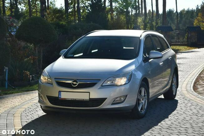 Opel Astra 1.7CDTi 110KM 2012r. PDC TEMPOMAT Klima ZADBANA Polecam Kampinos - zdjęcie 2