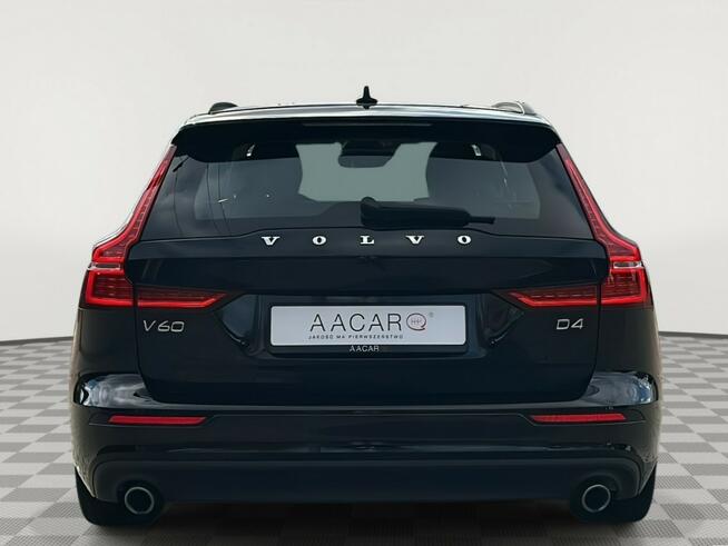 Volvo V60 D4 Momentum, LED, Kamera, FV-23%, PL, Gwarancja, DOSTAWA Gdańsk - zdjęcie 3