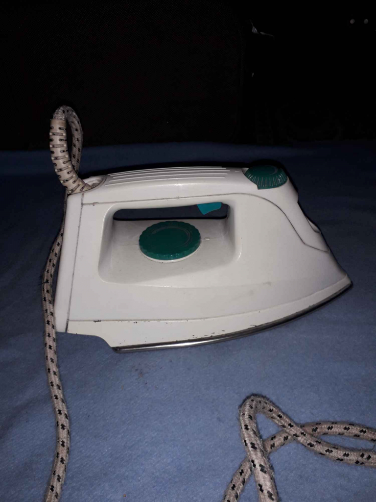 Żelazko Eldom w pełni sprawne Bielany - zdjęcie 3