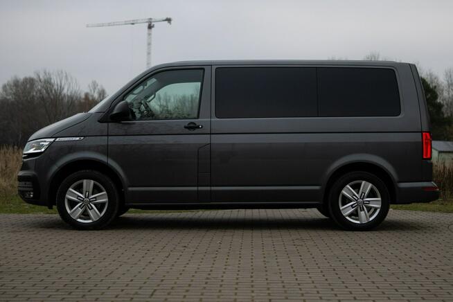 Volkswagen Multivan Trendline DSG, pierwszy właściciel, salon PL Warszawa - zdjęcie 10