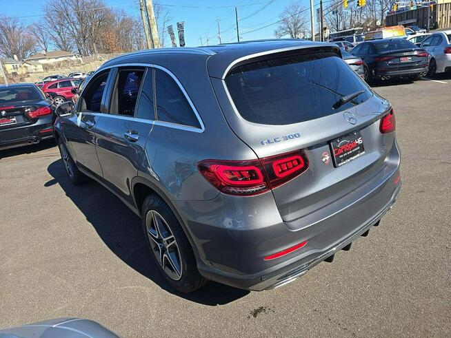 Mercedes GLC 300 4Matic / pakiet AMG / niski przebieg Wrocław - zdjęcie 4