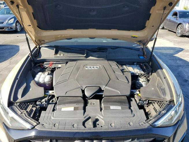 Audi Q8 PREMIUM PLUS / S-Line / niski przebieg Chwaszczyno - zdjęcie 11