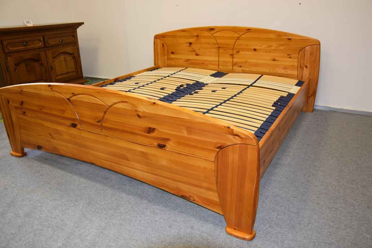 łóżko z drewna sosnowego z nowymi materacami Olsztyn - zdjęcie 3