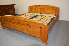 łóżko z drewna sosnowego z nowymi materacami Olsztyn - zdjęcie 3