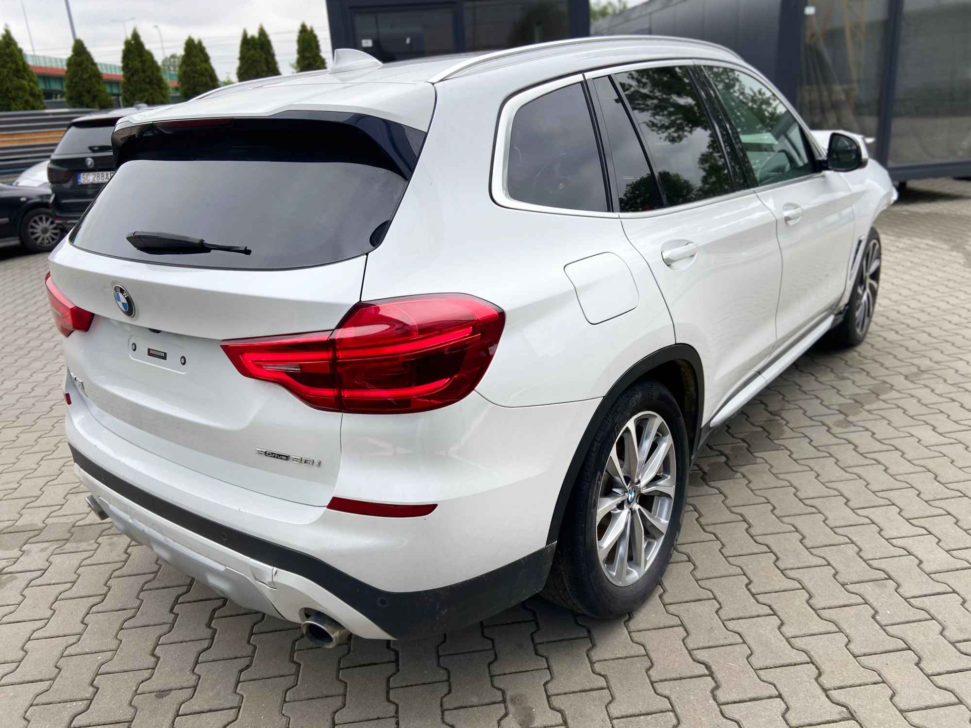 BMW X3 xDrive30i Luxury Line Częstochowa - zdjęcie 2