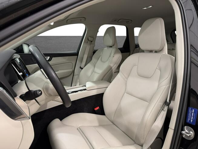 Volvo XC 60 B4 B Plus Dark Aut Warszawa - zdjęcie 10
