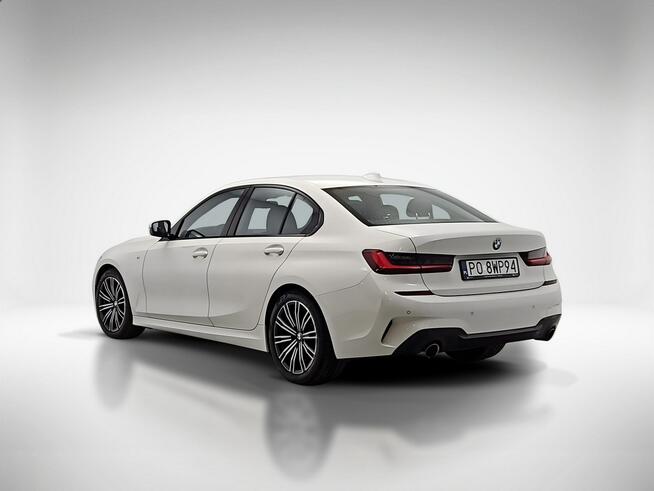 BMW 320 i M Sport sport-aut  ! Z Polskiego Salonu ! Faktura Vat ! Warszawa - zdjęcie 3