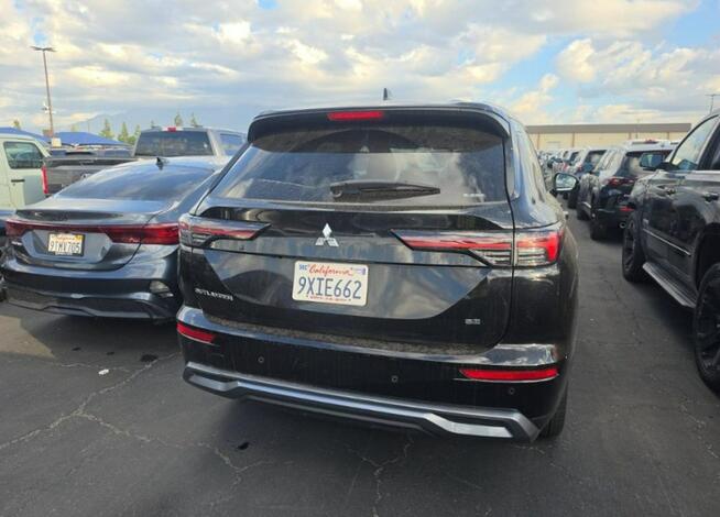 Mitsubishi Outlander Bogata wersja wyposażenia / AWD Chwaszczyno - zdjęcie 5