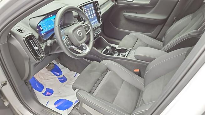 Volvo XC 40 B3 Ultimate Dark aut ! Z Polskiego Salonu ! Faktura Vat ! Warszawa - zdjęcie 9
