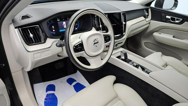 Volvo XC 60 B4 B Plus Bright aut ! Z Polskiego Salonu ! Faktura VAT ! Warszawa - zdjęcie 9