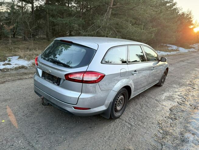 Ford Mondeo 2.0 140 KM Skarszewy - zdjęcie 10