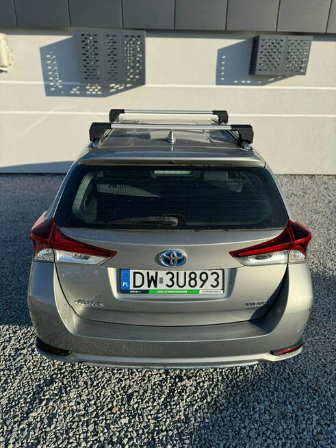 Toyota Auris Hybrid 135 Premium Miękinia - zdjęcie 11