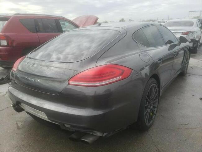 Porsche Panamera 2014, 3.0L, porysowany lakier Warszawa - zdjęcie 4