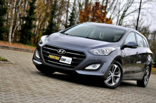 Hyundai i30 1,6 CRDi Ledy Duża Navi Kamera Klimatronik Płock - zdjęcie 12