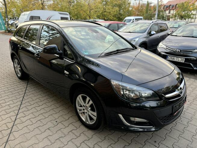 Opel Astra Poznań - zdjęcie 8