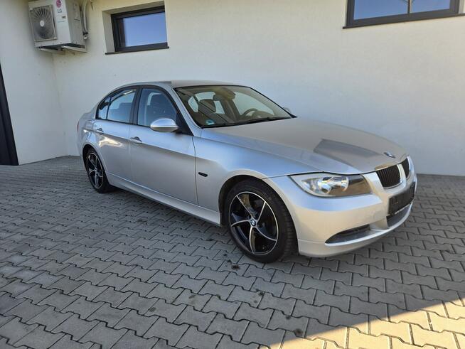 BMW 318 2.0 skóra * klimatronic * PDC Raba Niżna - zdjęcie 5