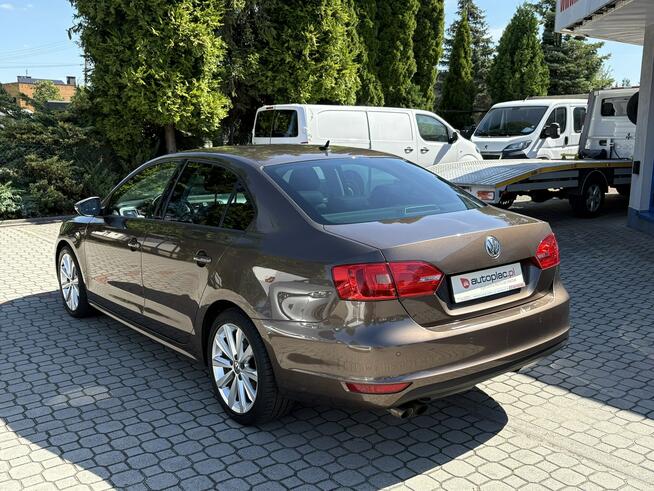 Volkswagen Jetta Rezerwacja Tarnowskie Góry - zdjęcie 8