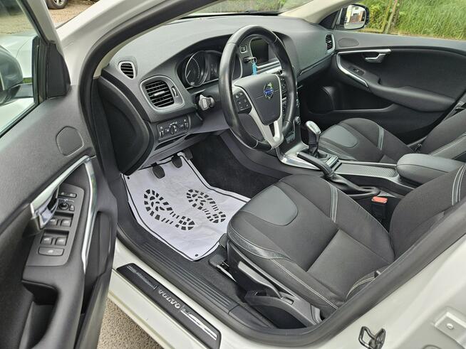 Volvo V40 Pełna Historia Serwisowa* Kamera* Ładne i Zadbane* GWARANCJA Opoczno - zdjęcie 9