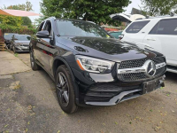 Mercedes GLC 300 4Matic / pakiet AMG / niski przebieg
