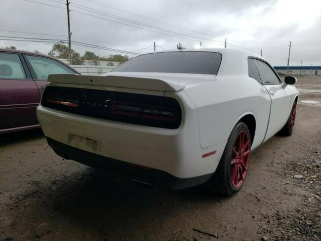 Dodge Challenger 2018, 3.6L, porysowany lakier Warszawa - zdjęcie 3