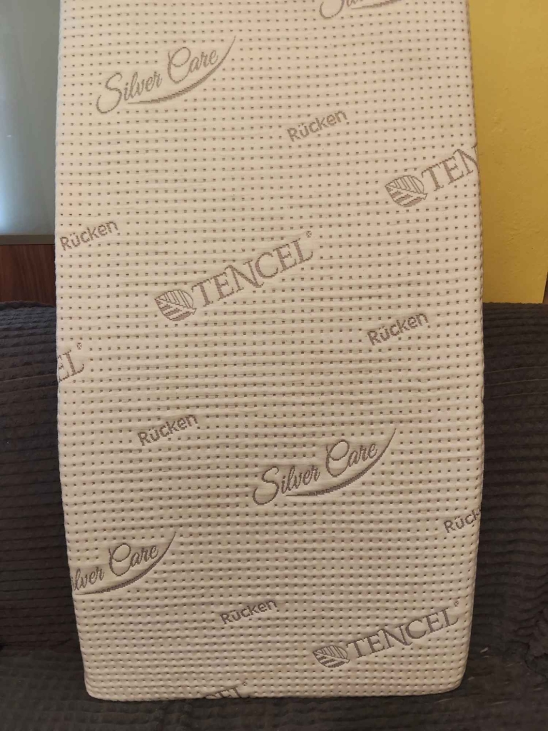 Sprzedam materac do łóżeczka dziecięcego 120x60 Praga-Południe - zdjęcie 1