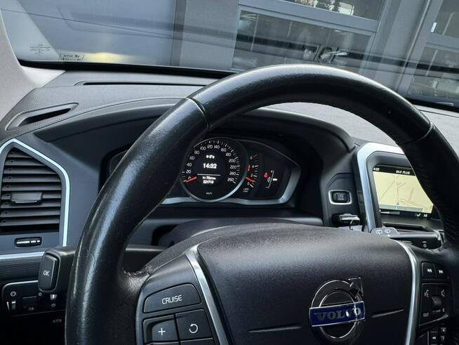 Volvo XC 60 Lift 2.0D D3 150KM Xenon El Klapa PDC model 2016 Końskie - zdjęcie 12