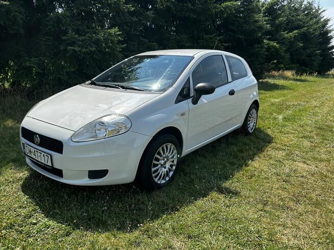 Fiat Grande Punto 2011 / Super Stan / Klimatyzacja Psie Pole - zdjęcie 9
