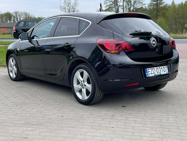 Opel Astra *Benzyna*Gwarancja*Bagażnik Rowerowy* Zduńska Wola - zdjęcie 12