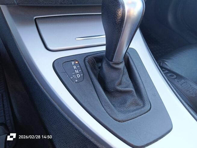 BMW 320i - Automat - Benzyna 2.0 - 150 Koni - Skóra Chrząstawa Mała - zdjęcie 9