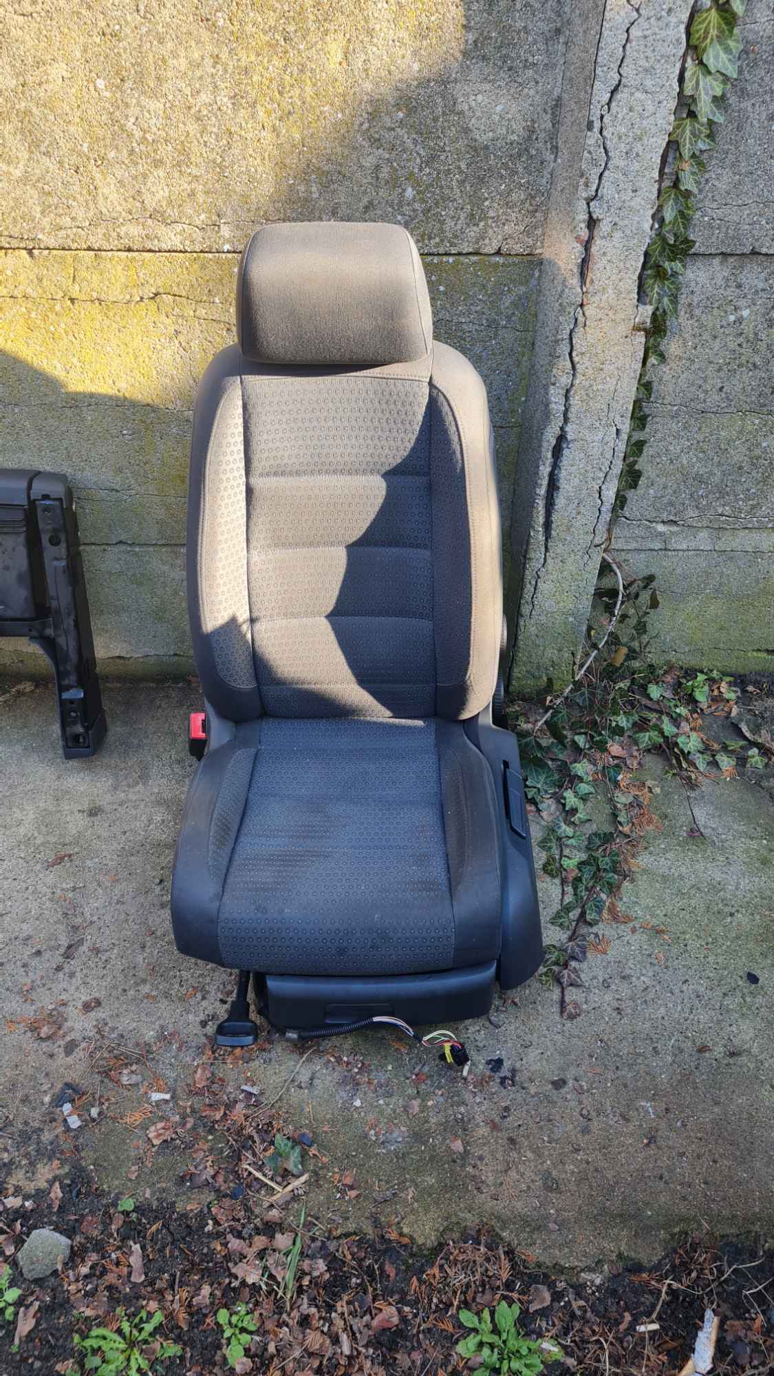 Sprzedam fotele do VW turan Ksawerów - zdjęcie 1