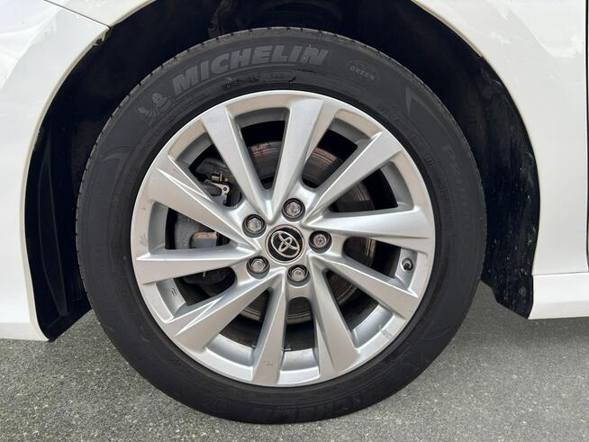 Toyota Camry 2.5 Hybrid Comfort CVT ! Z Polskiego Salonu ! FV 23 % ! Warszawa - zdjęcie 9